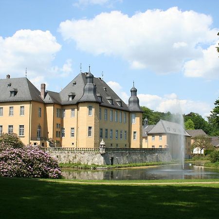 Hotel Schloss Dyck Jüchen Exteriér fotografie